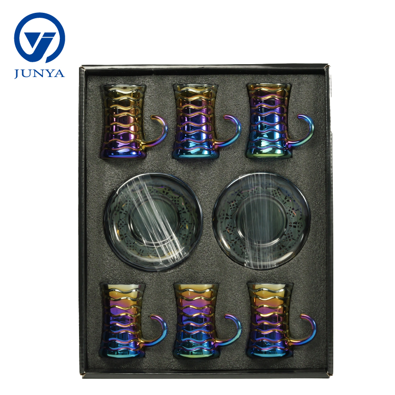 Modern Black Tea Mug Set Featuring Distinctive Glass Design