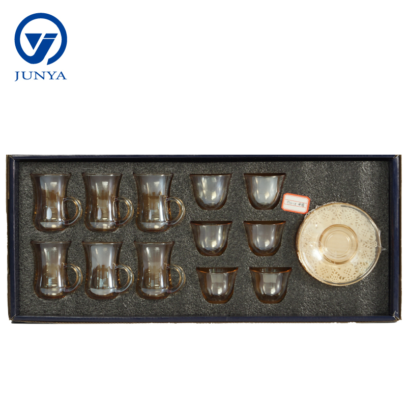 Modern Black Tea Mug Set Featuring Distinctive Glass Design
