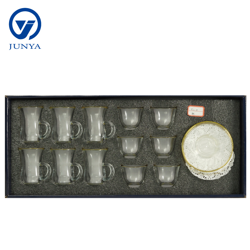 Modern Black Tea Mug Set Featuring Distinctive Glass Design