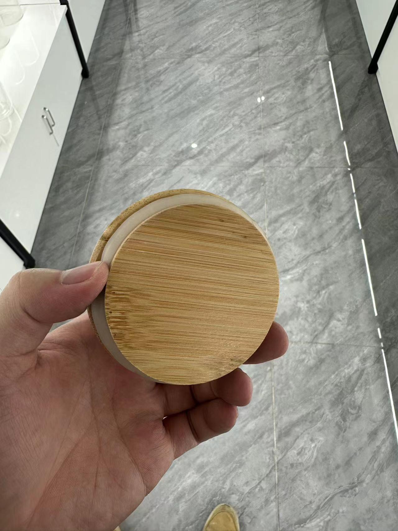 High-Borosilicate Glass Storage Jar with Bamboo Wood Ring Lid Stripe Inside