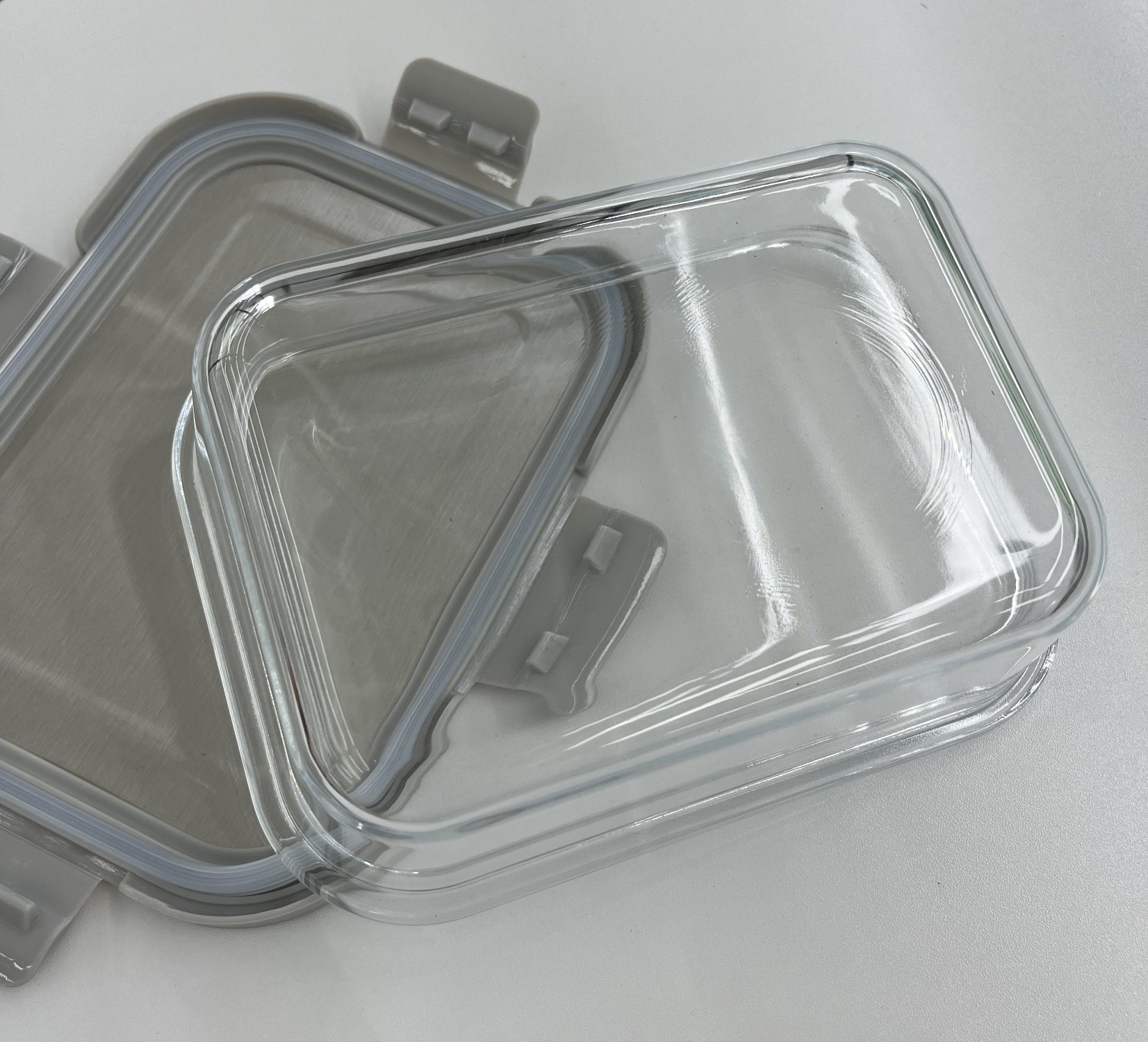 Rectangle Glass Food Container with Four Lock Plastic+Iron Lid