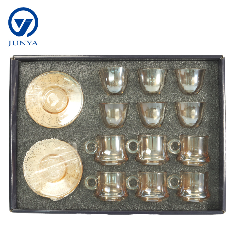 Modern Black Tea Mug Set Featuring Distinctive Glass Design