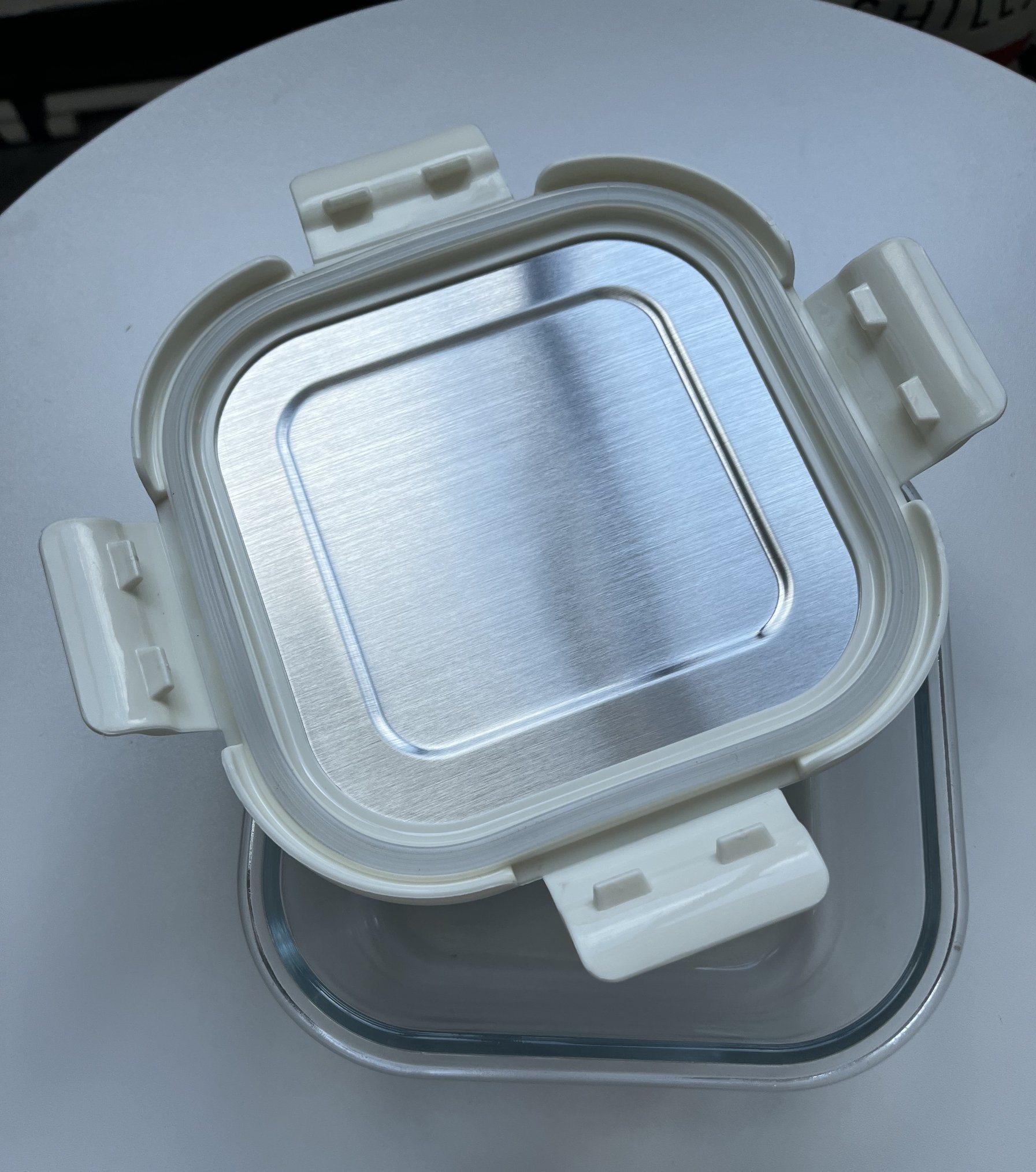 Square Glass Food Container with Four Lock Plastic+Iron Lid