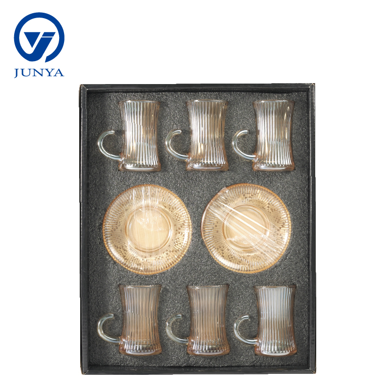 Modern Black Tea Mug Set Featuring Distinctive Glass Design