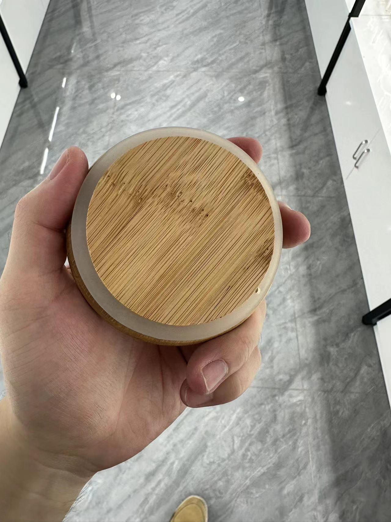 High-Borosilicate Glass Water Jug with Bamboo Wood Lid