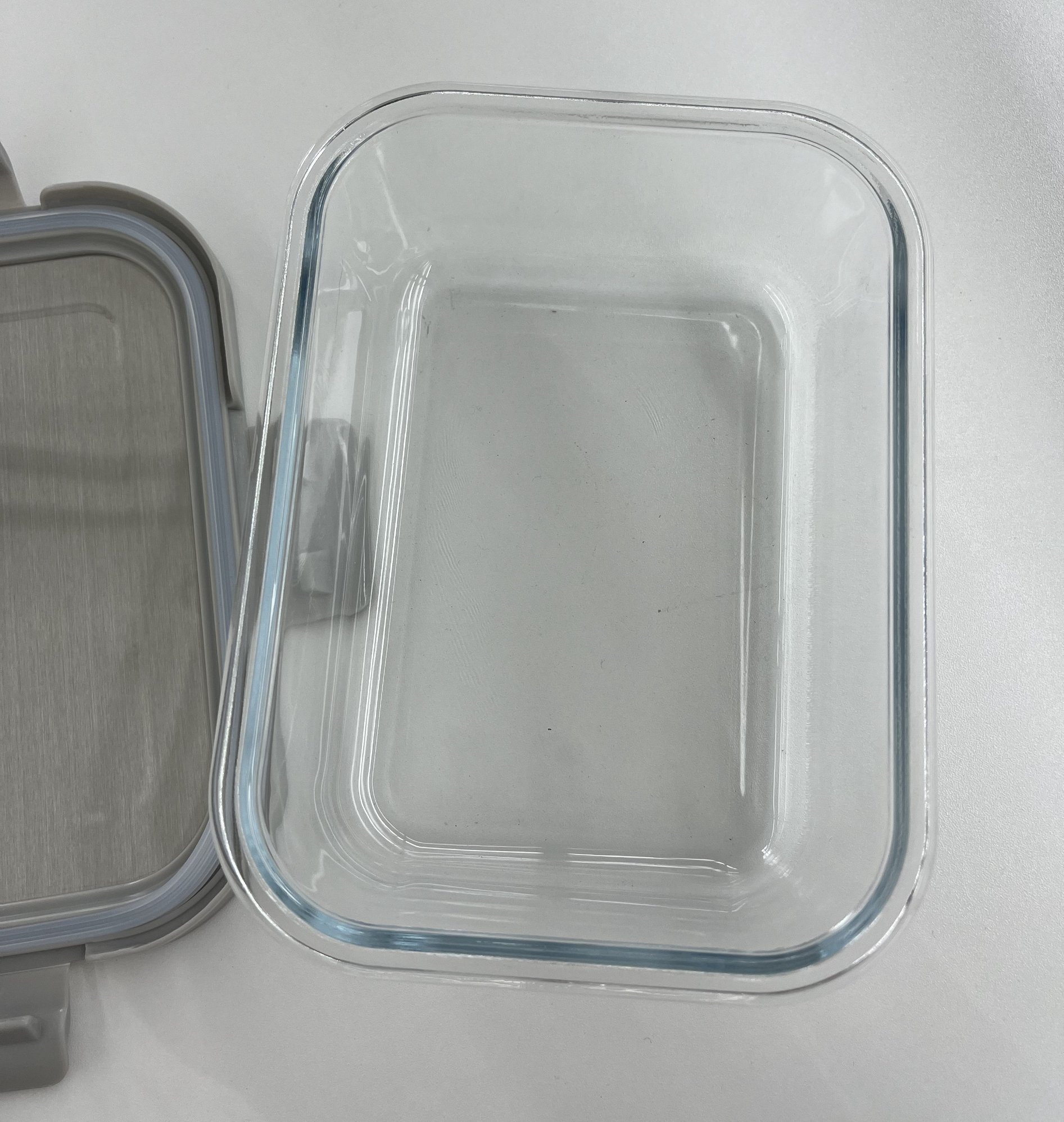 Rectangle Glass Food Container with Four Lock Plastic+Iron Lid
