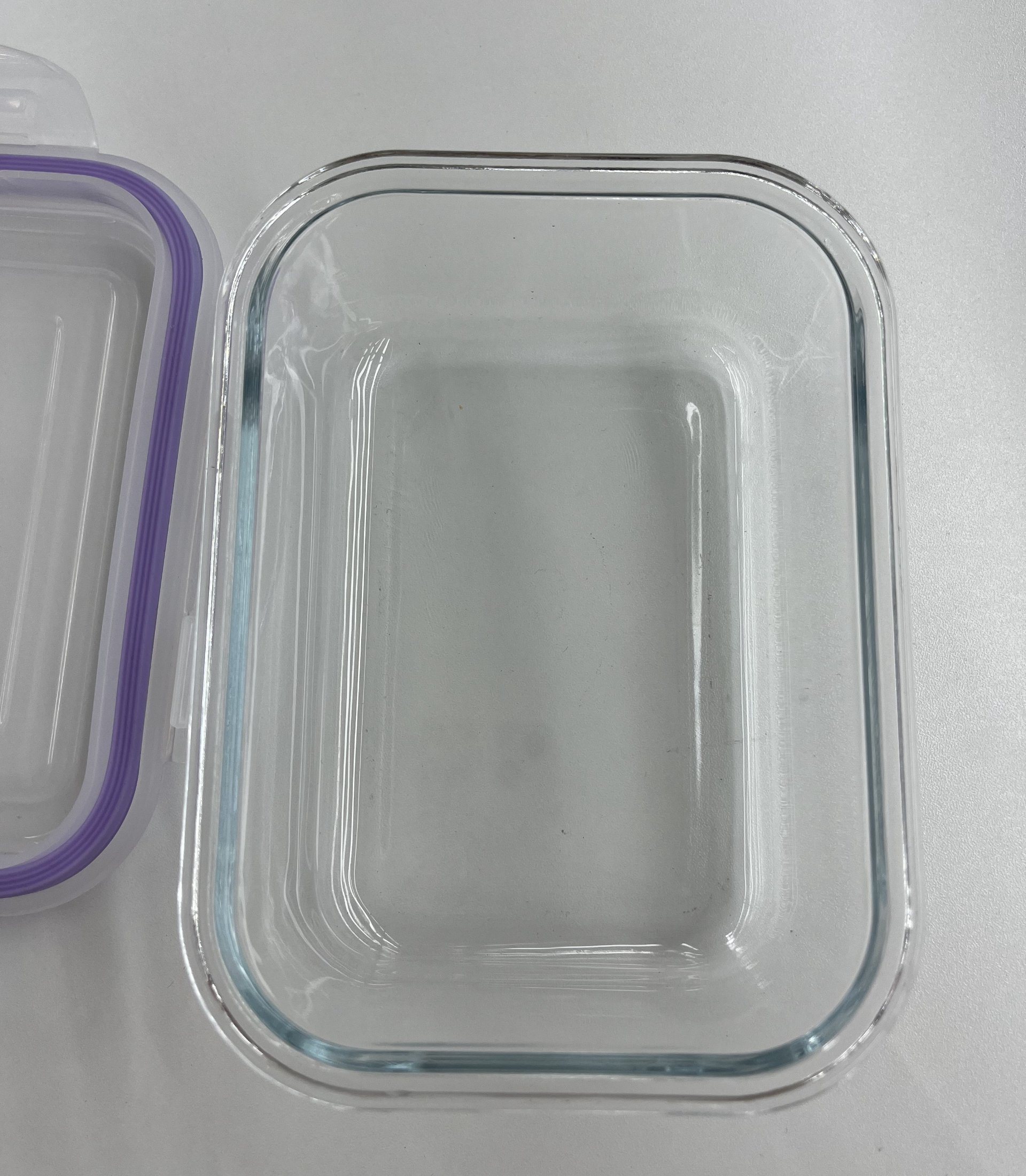 Rectangle Glass Food Container with Four Lock Plastic Lid