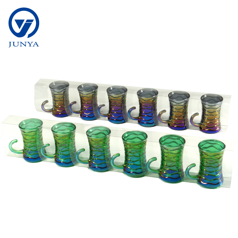 Modern Black Tea Mug Set Featuring Distinctive Glass Design