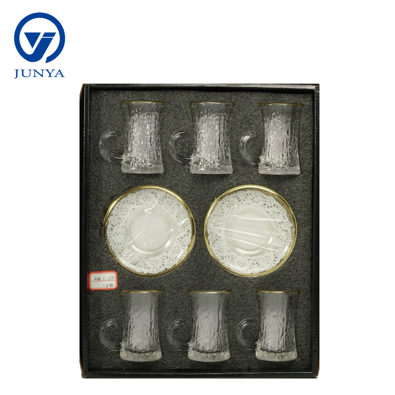 Modern Black Tea Mug Set Featuring Distinctive Glass Design