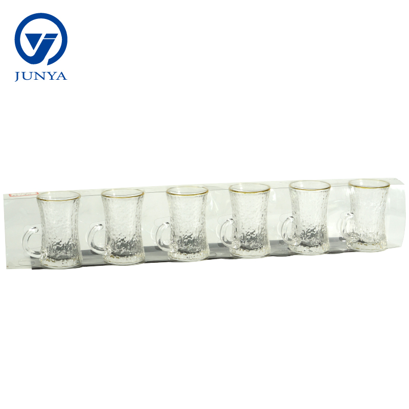 Modern Black Tea Mug Set Featuring Distinctive Glass Design