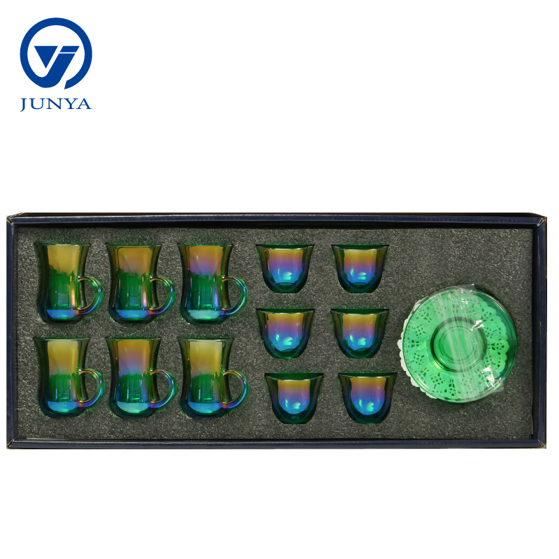 Modern Black Tea Mug Set Featuring Distinctive Glass Design