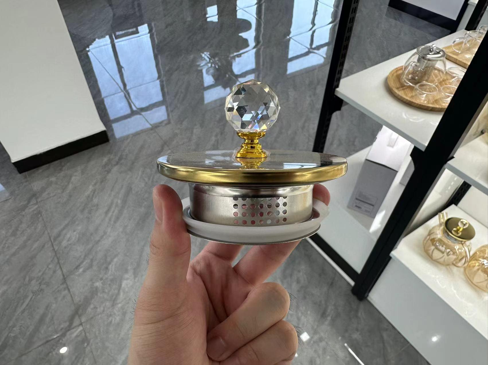 High-Borosilicate Glass Water&Tea Jug with Electroplating