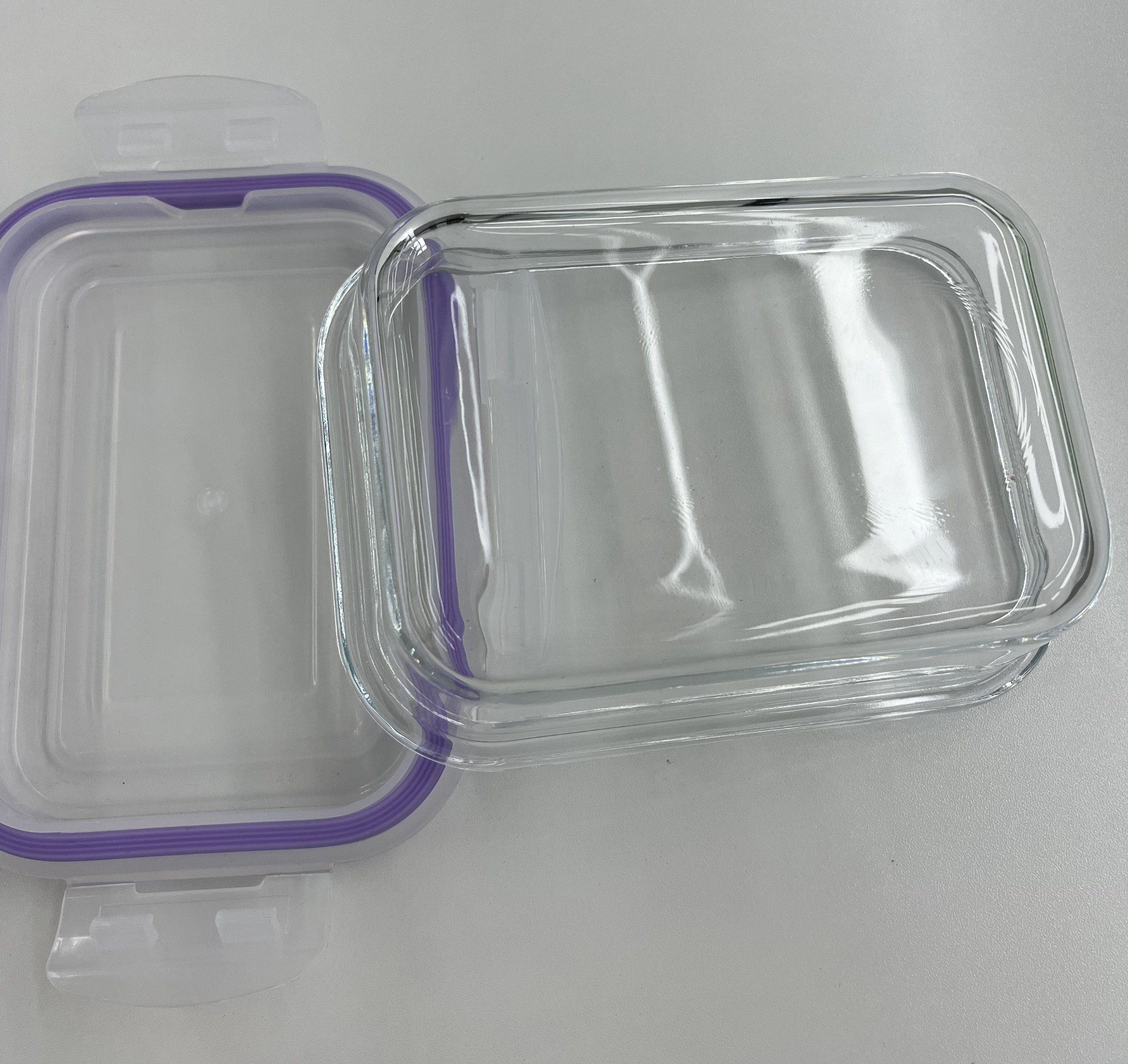 Rectangle Glass Food Container with Four Lock Plastic Lid