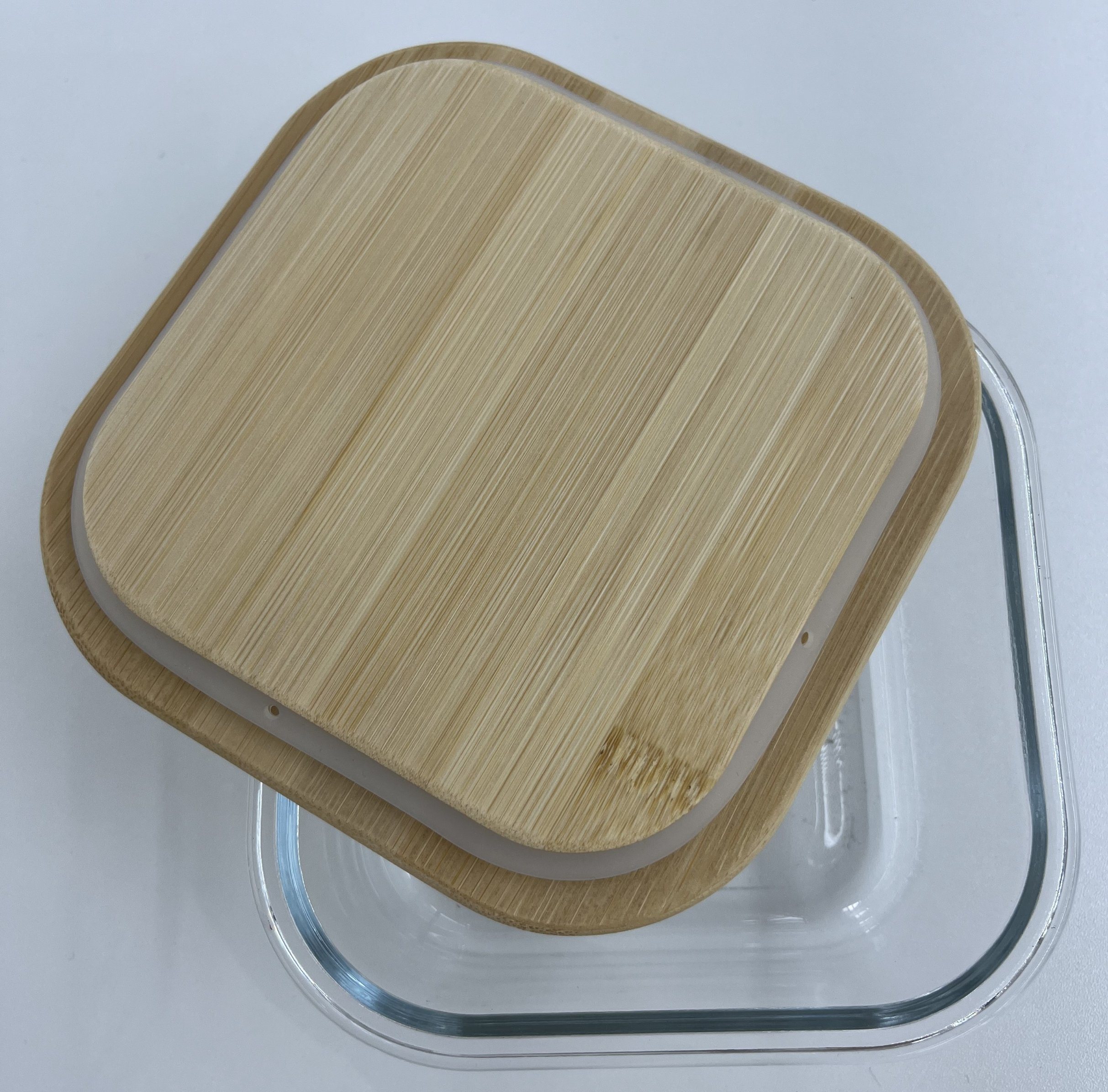 Square Glass Food Container with Bamboo Wood Lid Indentation