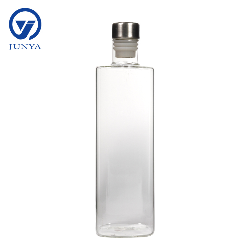 High-Borosilicate Glass Jug with Stainless Steel Plug Square Shape