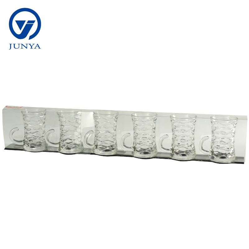 Modern Black Tea Mug Set Featuring Distinctive Glass Design