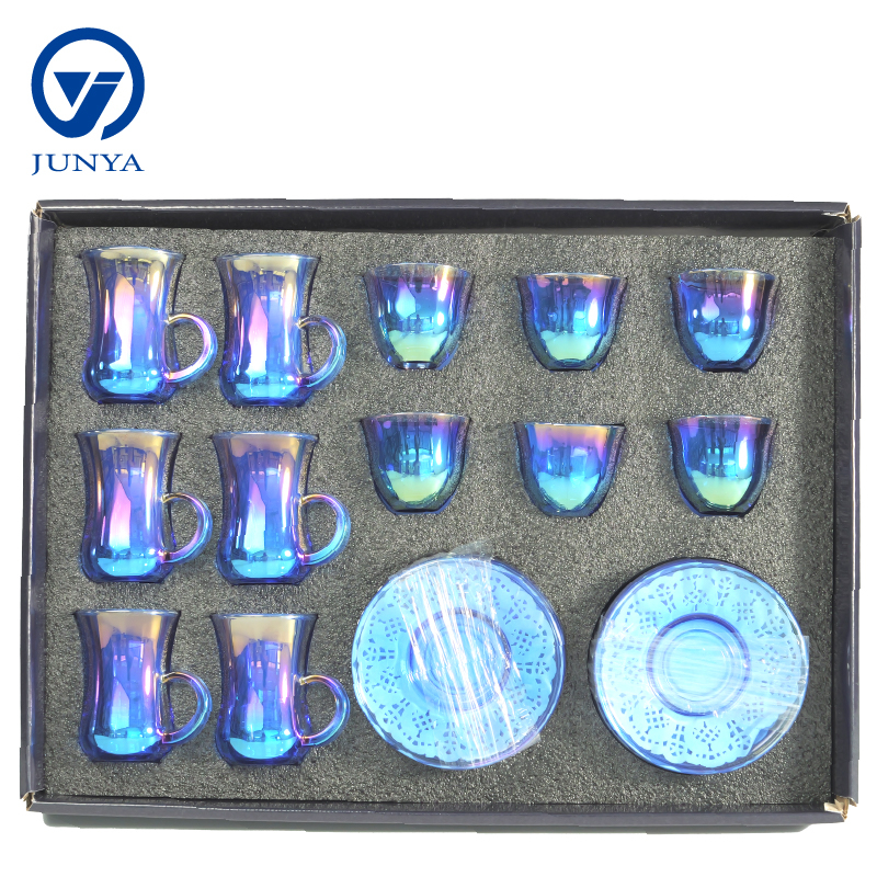 Modern Black Tea Mug Set Featuring Distinctive Glass Design