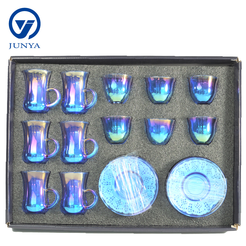 Modern Black Tea Mug Set Featuring Distinctive Glass Design
