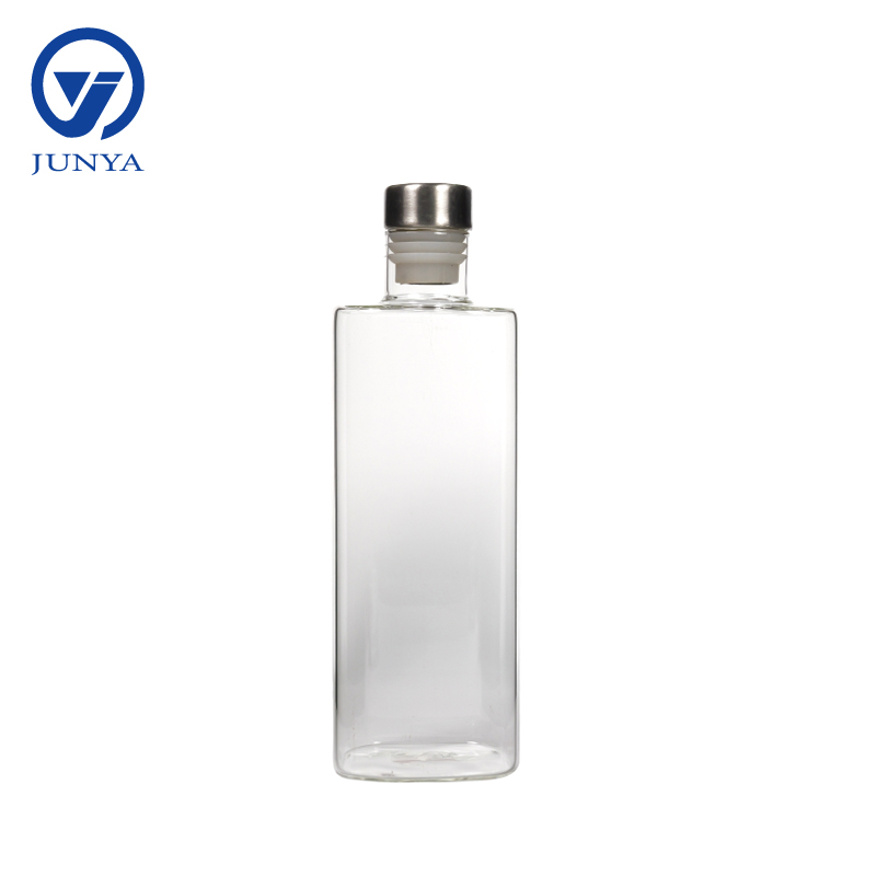 High-Borosilicate Glass Jug With Stainless Steel Plug Square Shape